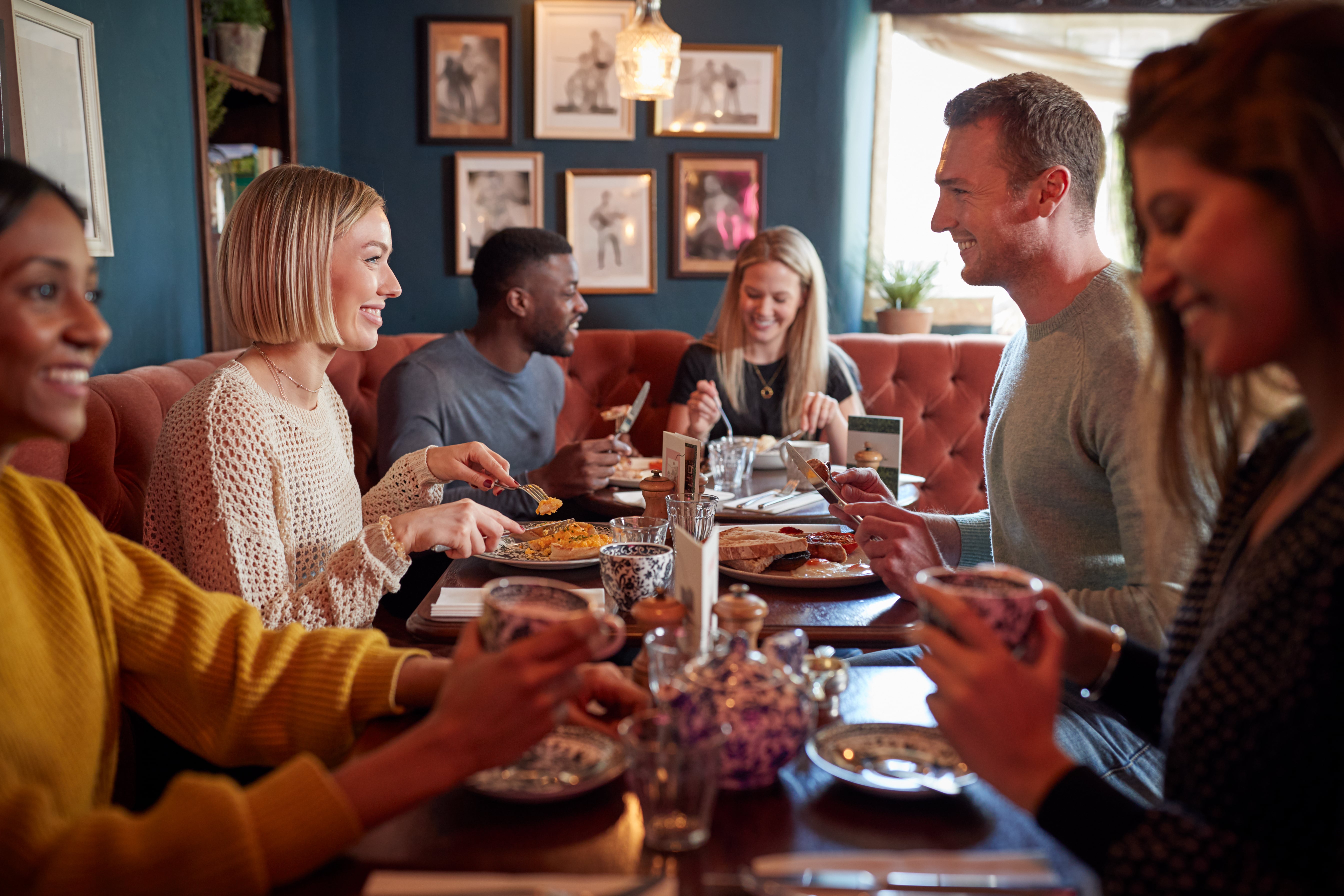 6 catch-up date restos this holiday season